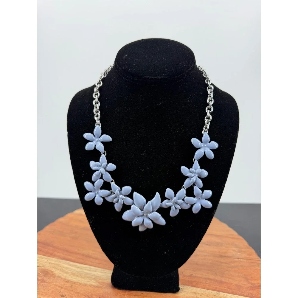 Talbots Flower Bib Necklace Women OS Blue Silver Tone Resin Floral Statement